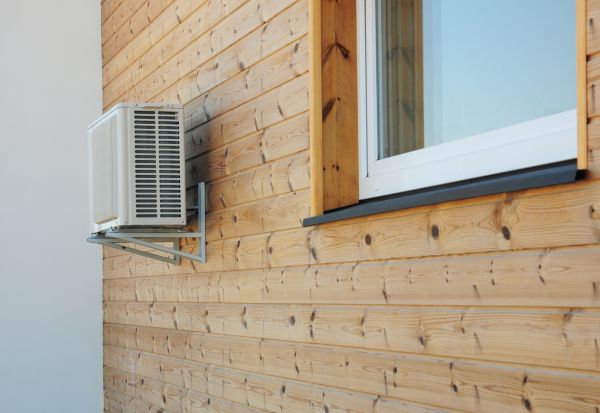 Cost of Pine Wood Siding Installation in Downingtown