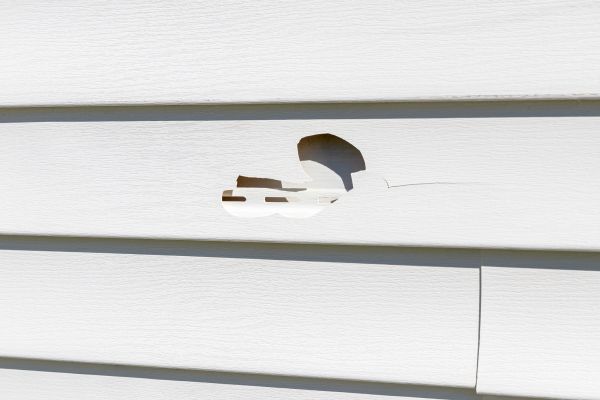 Cost of White Vinyl Siding Repair in Downingtown